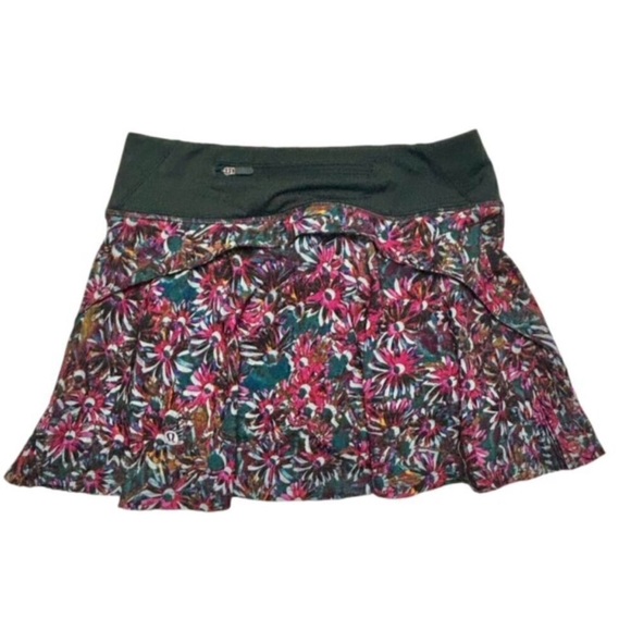 Lululemon Play Off The Pleats Skirt Floral Electric Multi/Rainforest Green (14) - Picture 5 of 13